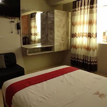 Hotel Real Bolivar チンボテ エクステリア 写真