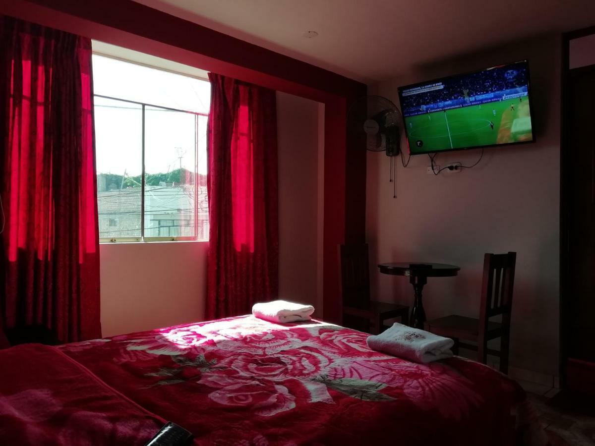 Hotel Real Bolivar チンボテ エクステリア 写真