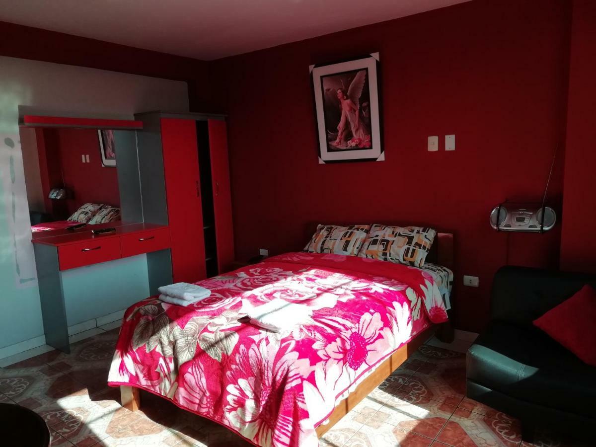 Hotel Real Bolivar チンボテ エクステリア 写真