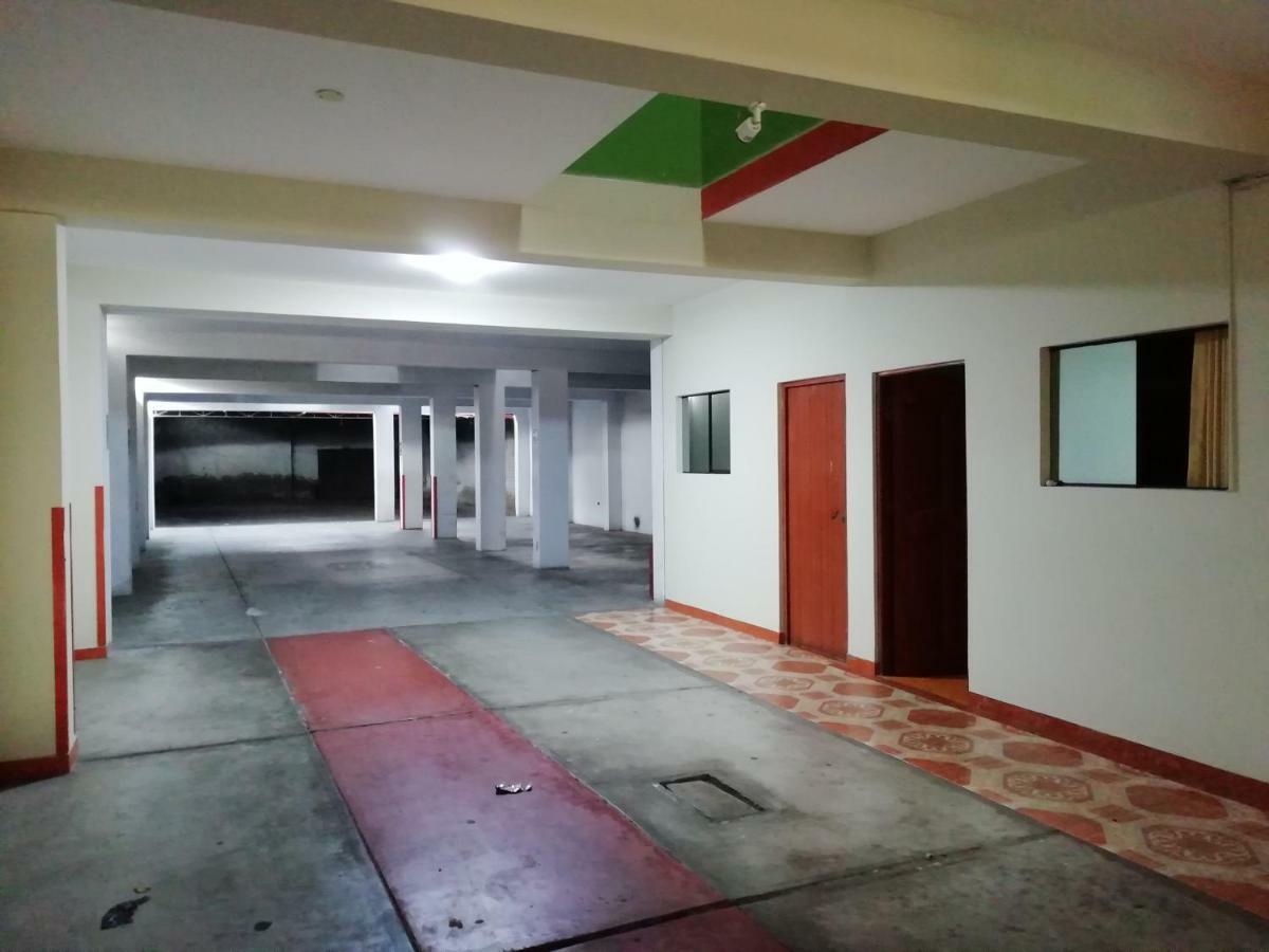 Hotel Real Bolivar チンボテ エクステリア 写真